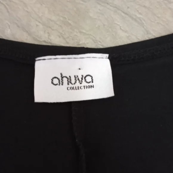 Patterned Black & White Ahuva Collection Top Sz Medium - Picture 2 of 8